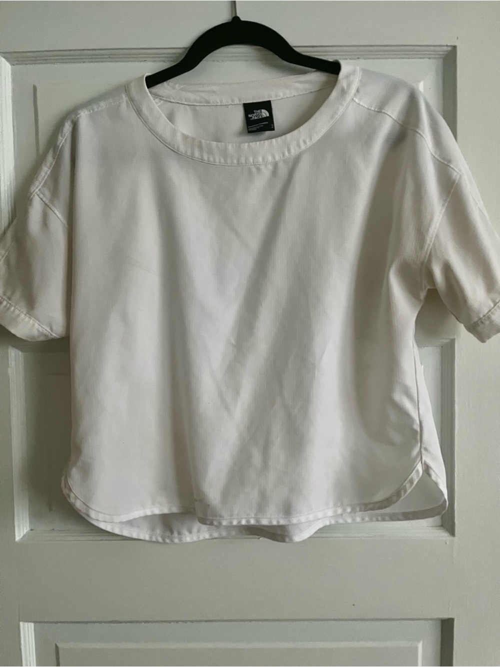 The North Face Women's White Short Sleeve Loose Crop (S)